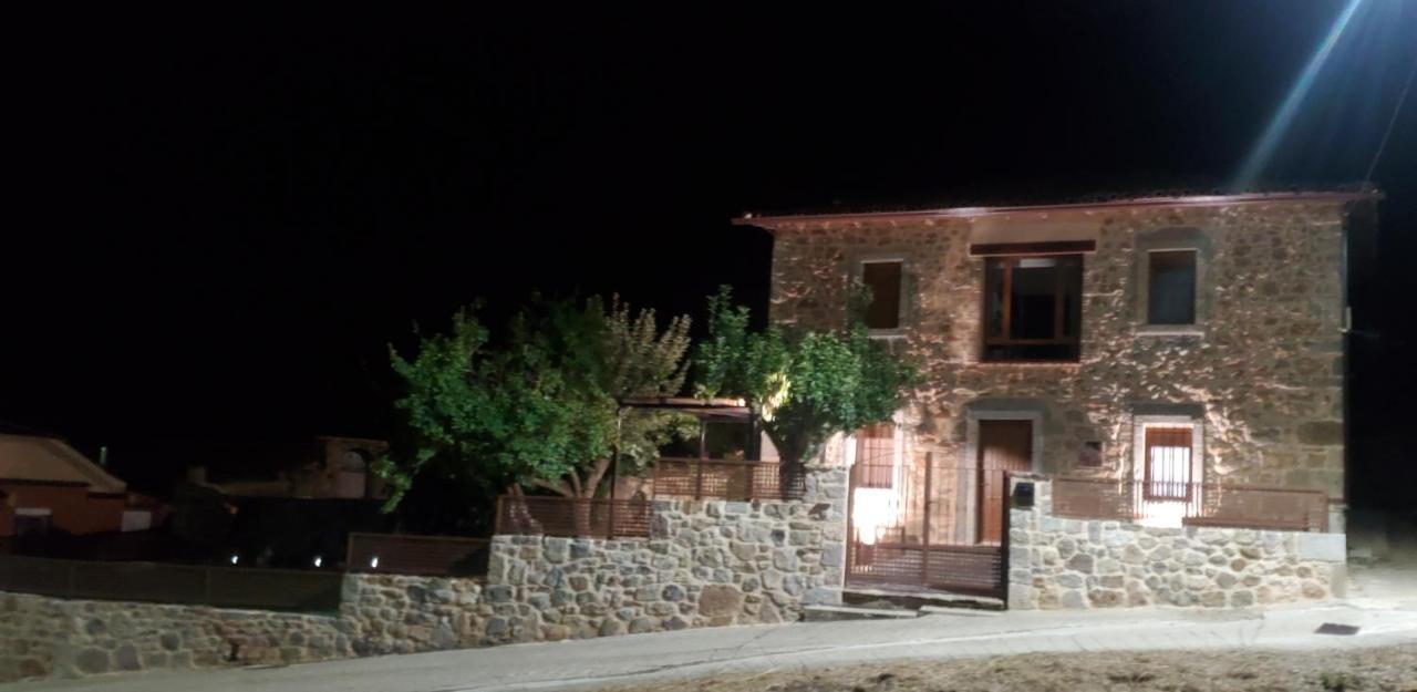 Casa Rural Carmen Luna Mallo de Luna Екстер'єр фото